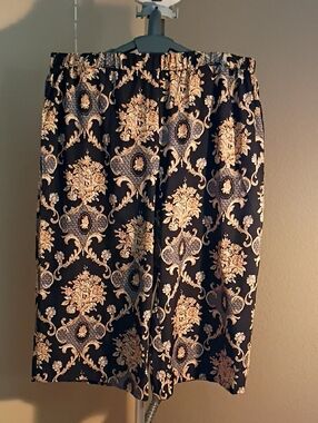 NWOT EMERY ROSE Black and Gold Wide-Leg Floral Medallion Pants Size 5X